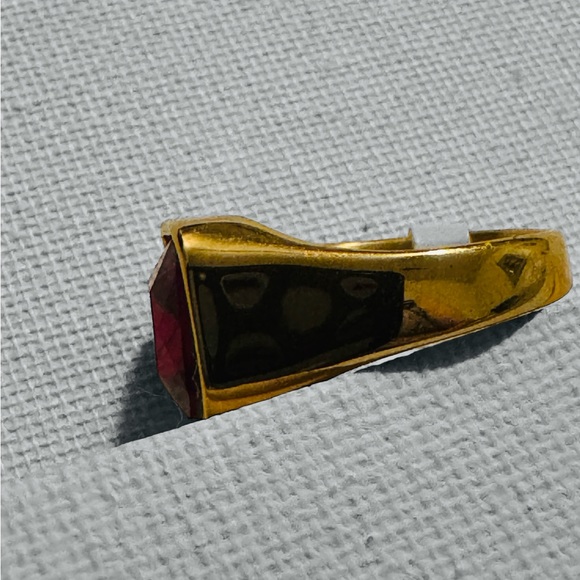 Gold Plated Titanium Steel Square Stone Ring Red Stone - Picture 2 of 6